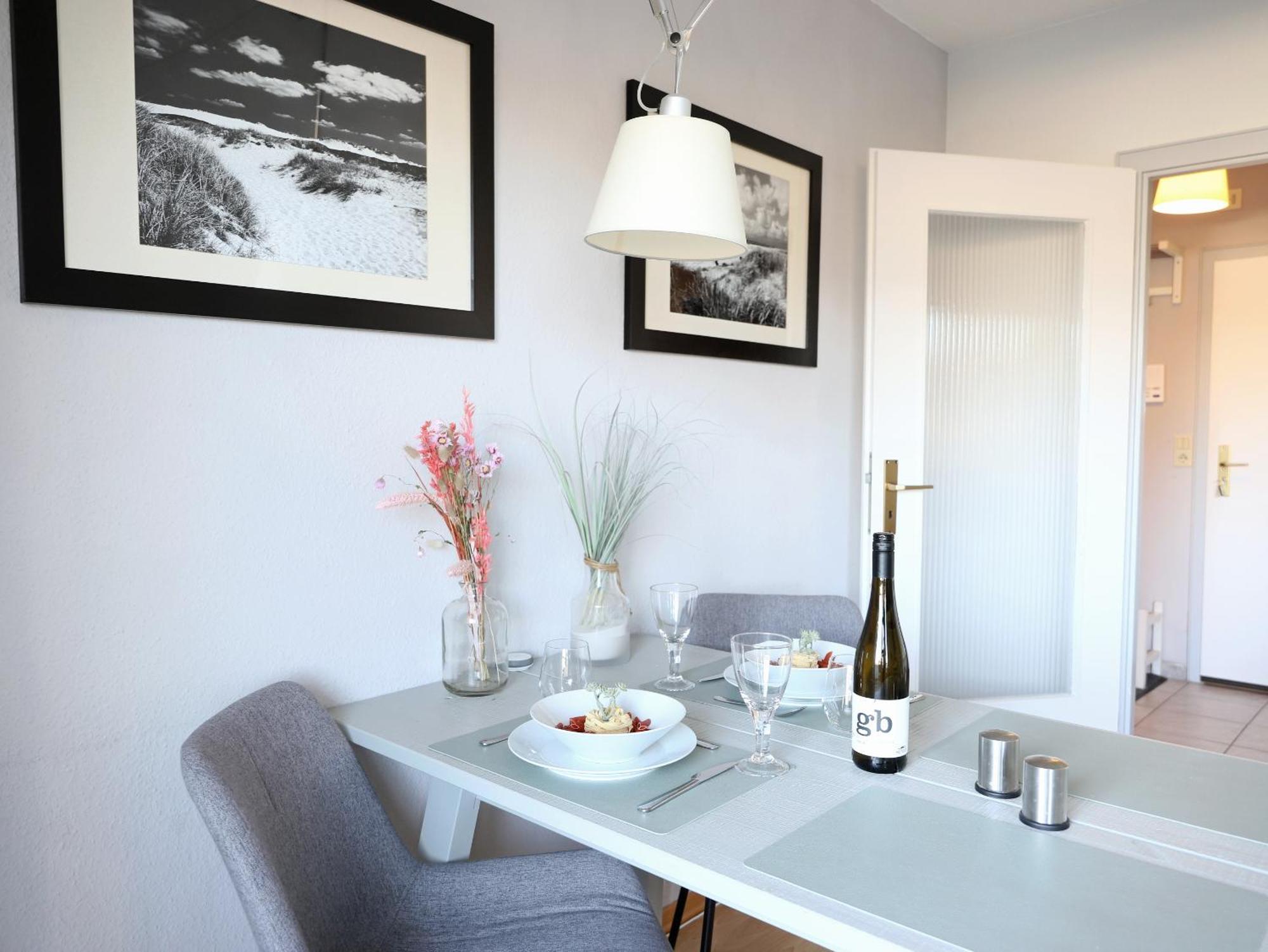 Modernes 2-Zimmer-Appartement Mit Balkon. Westerland Luaran gambar